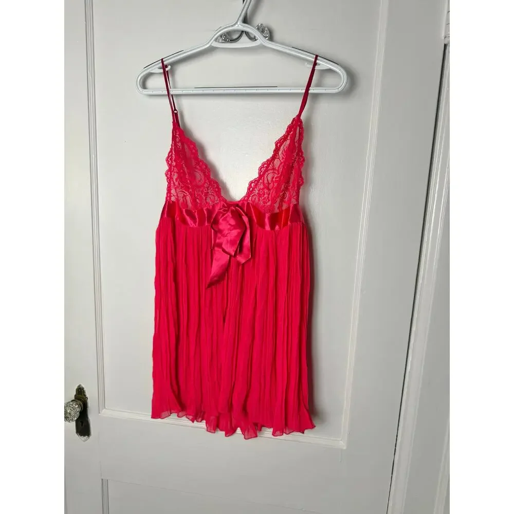 Victoria's Secret Red Lace Pleated Babydoll Chemise Slip Lingerie Women's Size L